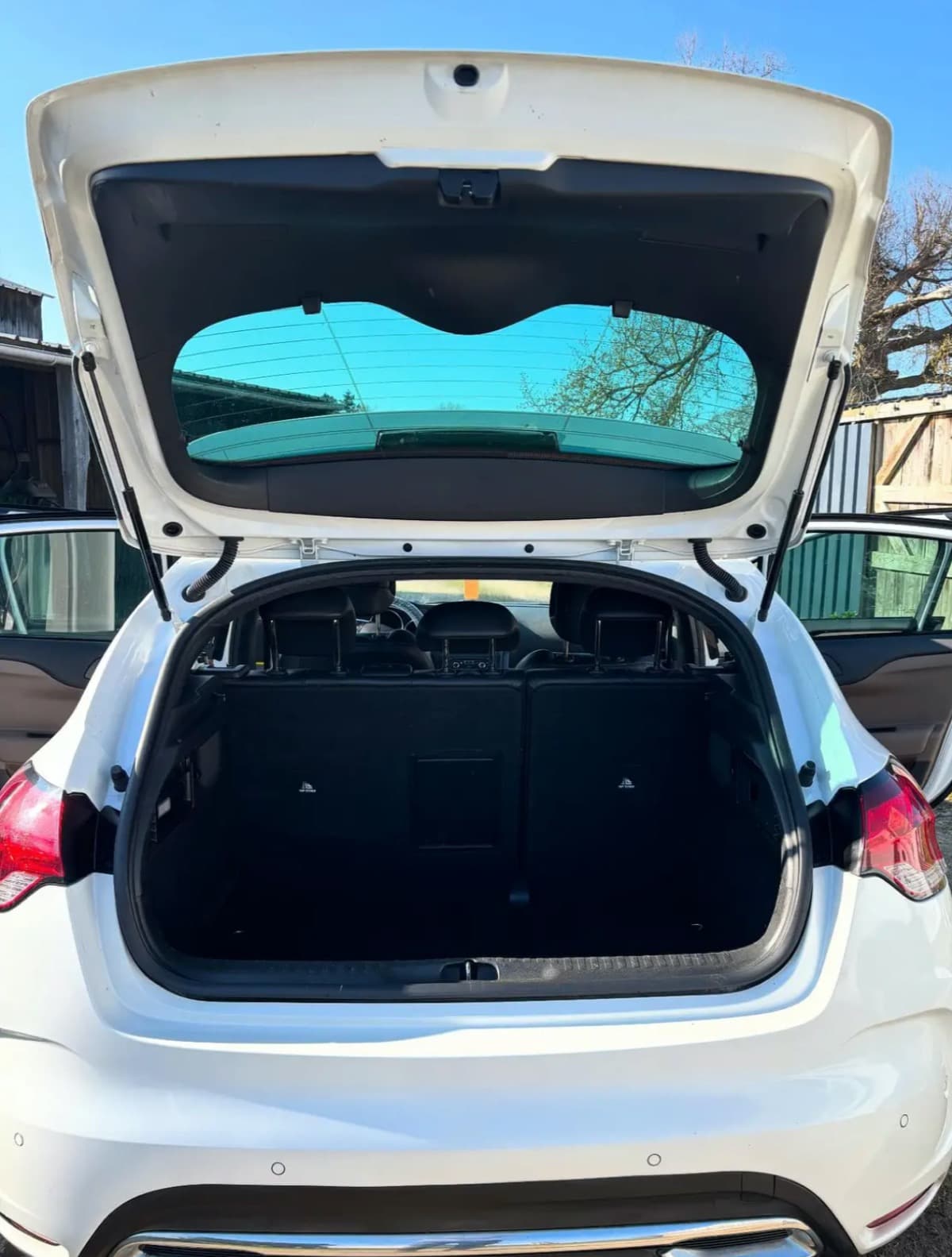 Protection de la carrosserie : cire, céramique, PPF — le comparatif par usage