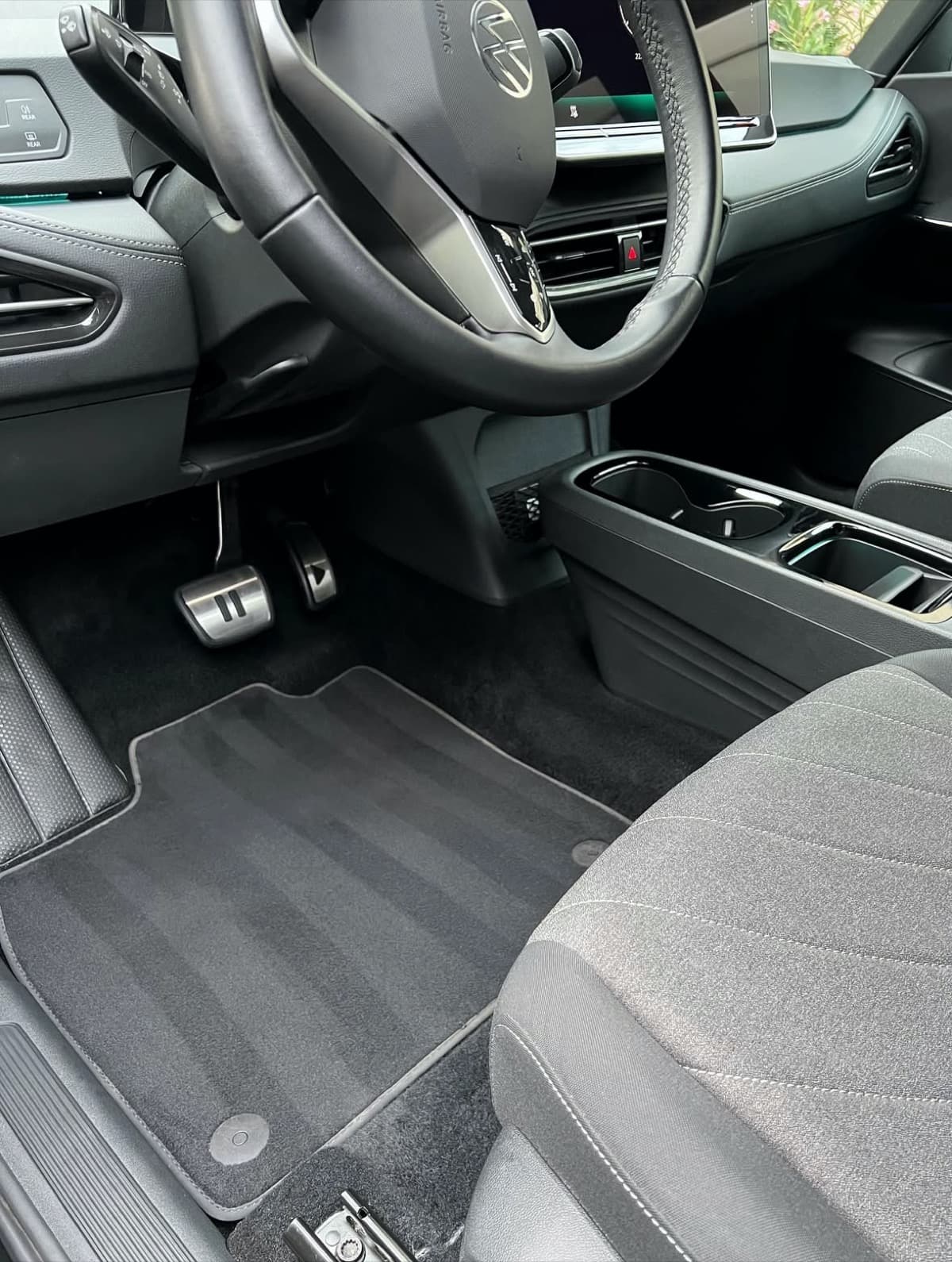 Nettoyage auto professionnel vs fait maison : le vrai comparatif