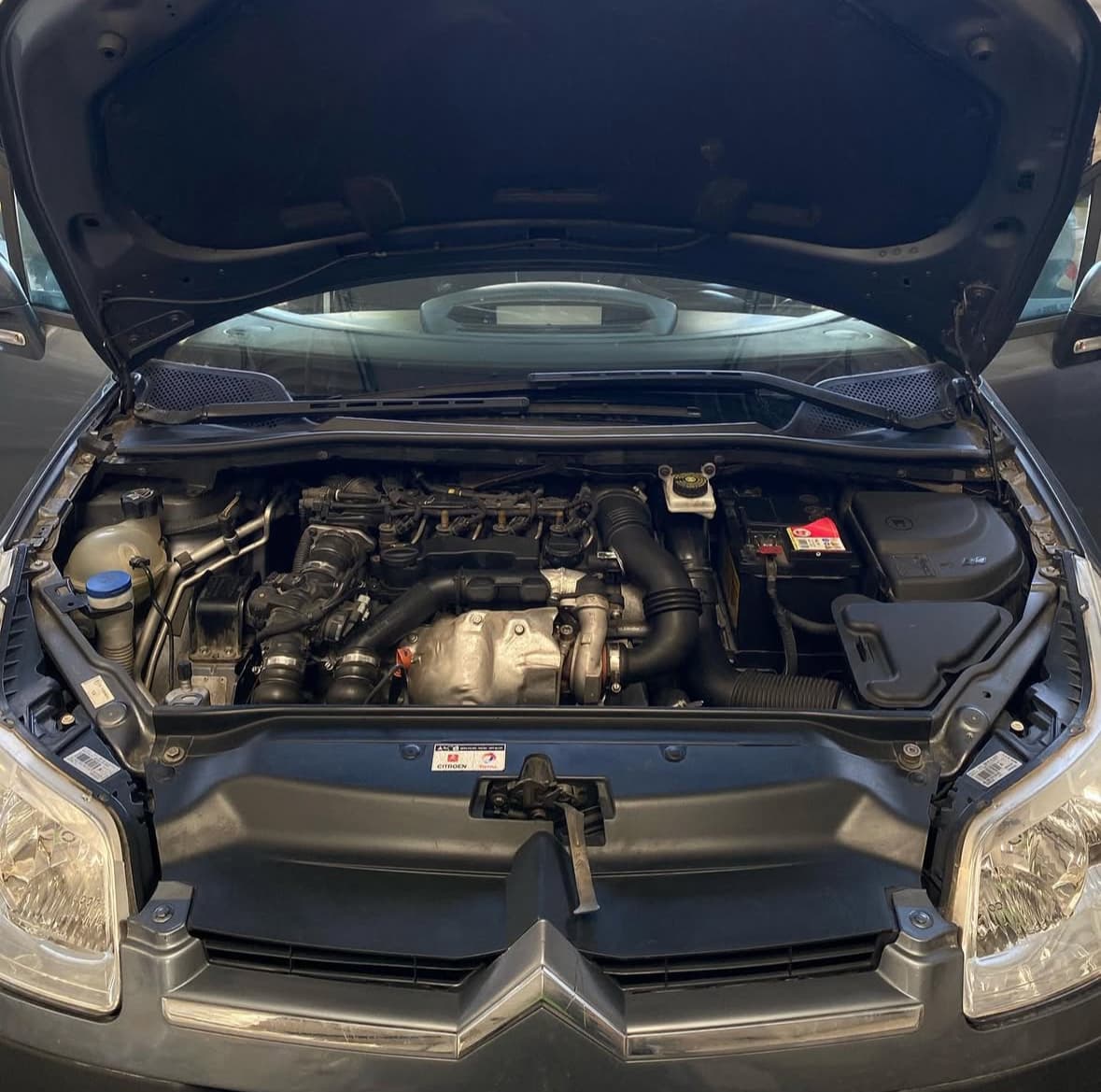 Dégraissage moteur Citroën à Plan-de-Cuques à Marseille — Après