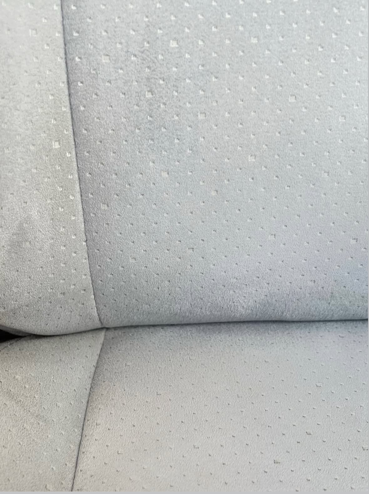 Shampoing siège tissu taché à Rivesaltes à Perpignan — Après