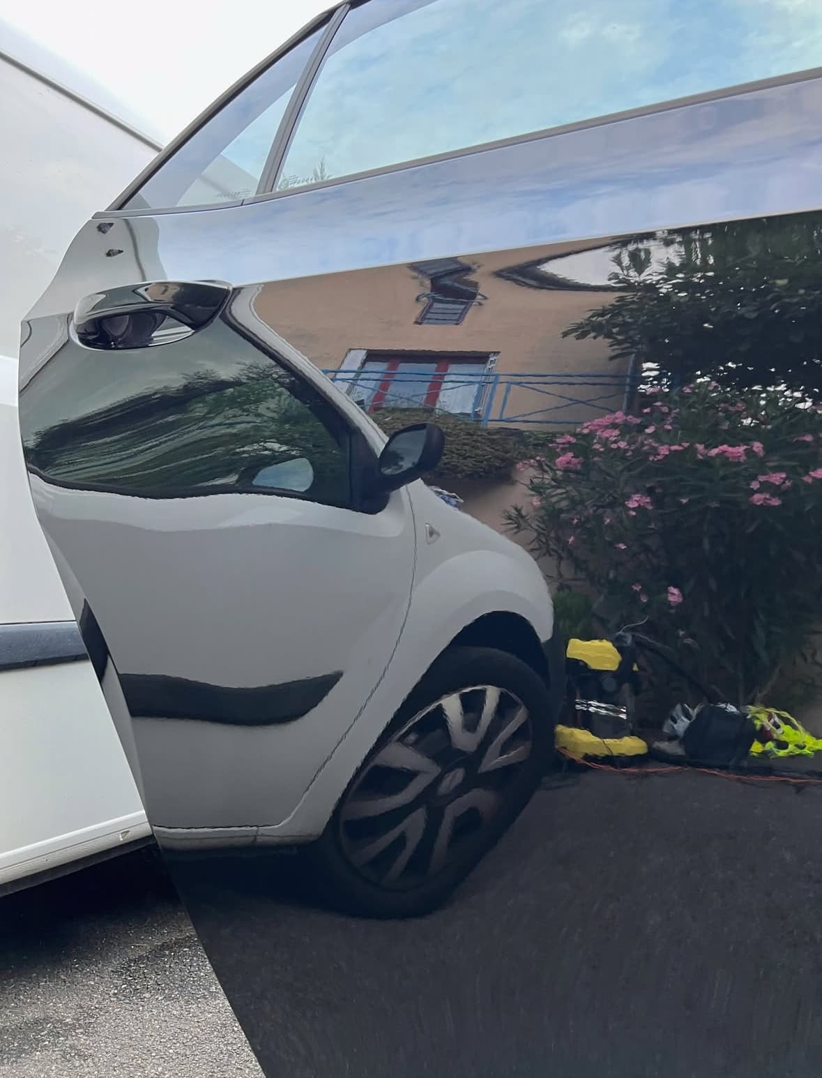 Lavage extérieur carrosserie à Ollioules à Toulon — Après